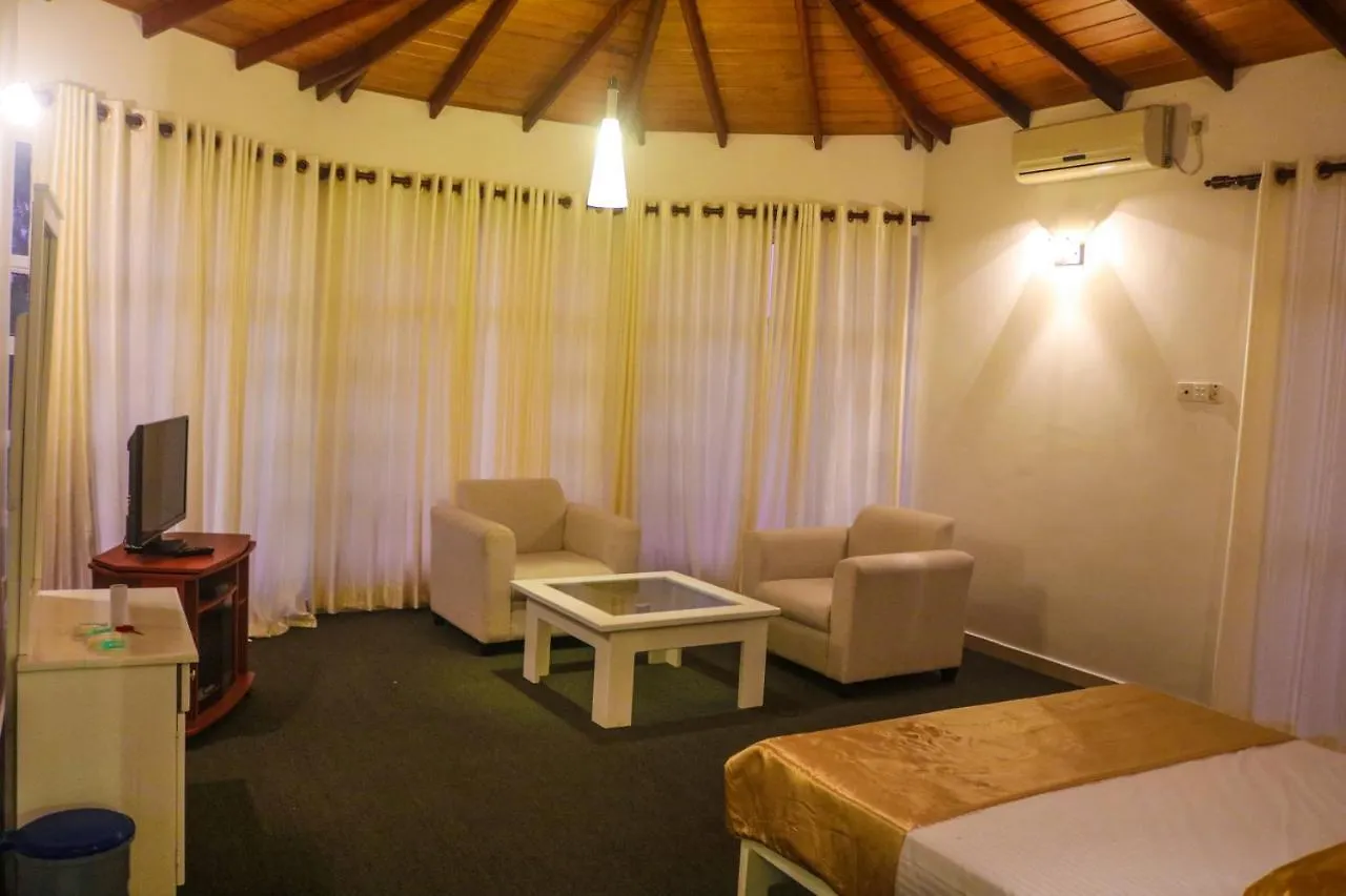 The White Villa Kandy Hotel